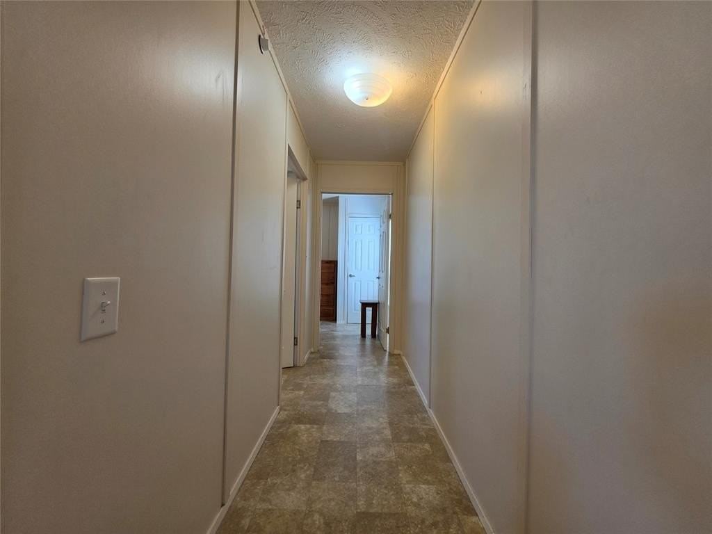 120 Sooner Rd - Photo 5 of 28