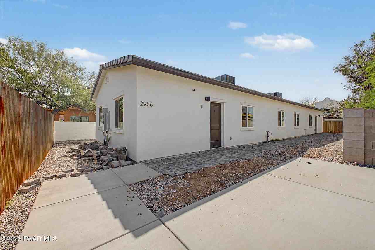 2956 N Richey Blvd #1 - Photo 2 of 28