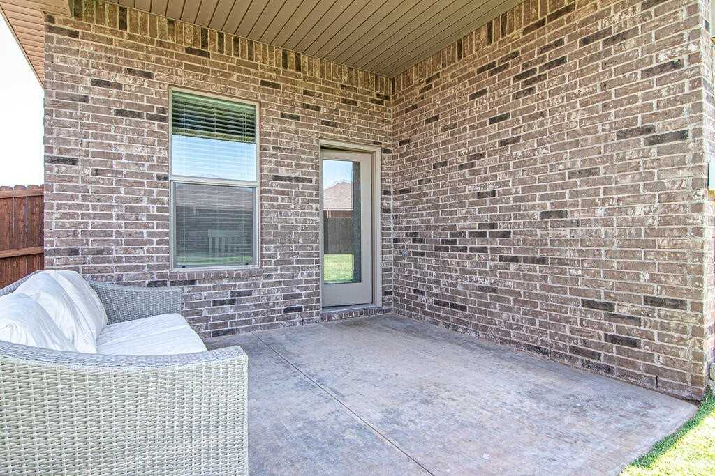 2408 Outlaw Ct - Photo 3 of 26