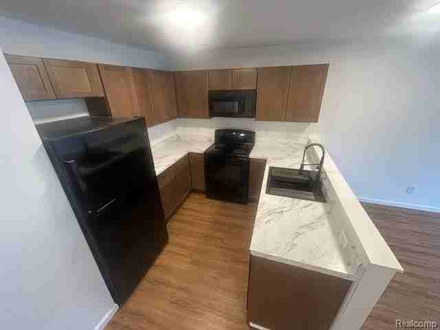 19 Eden Park Dr - Photo 6 of 12