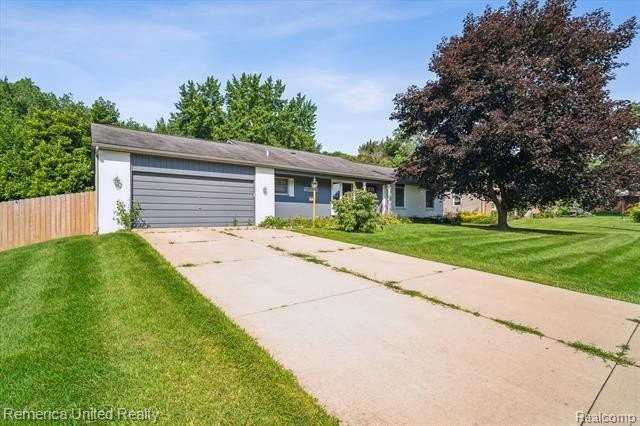 3650 Hazelton Ave - Photo 2 of 38
