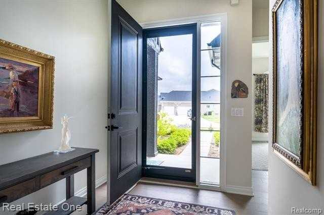 850 Marlayna Dr - Photo 4 of 50