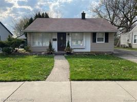 featured image of 3133 Warick Rd