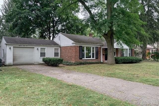 1846 Pembroke Rd - Photo 3 of 37