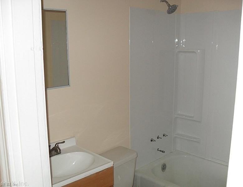 409 Colonial Ave - Photo 7 of 9