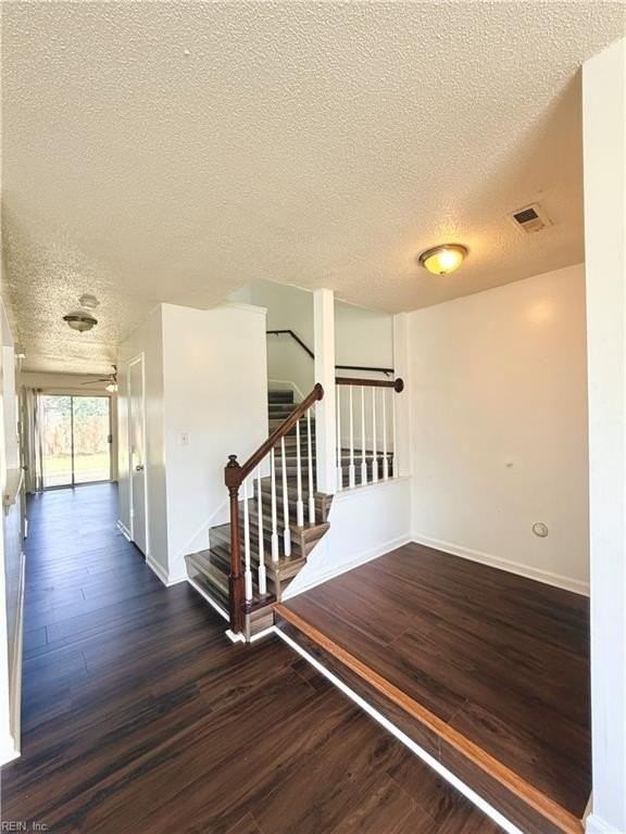 3404 Clover Meadows Dr - Photo 7 of 38