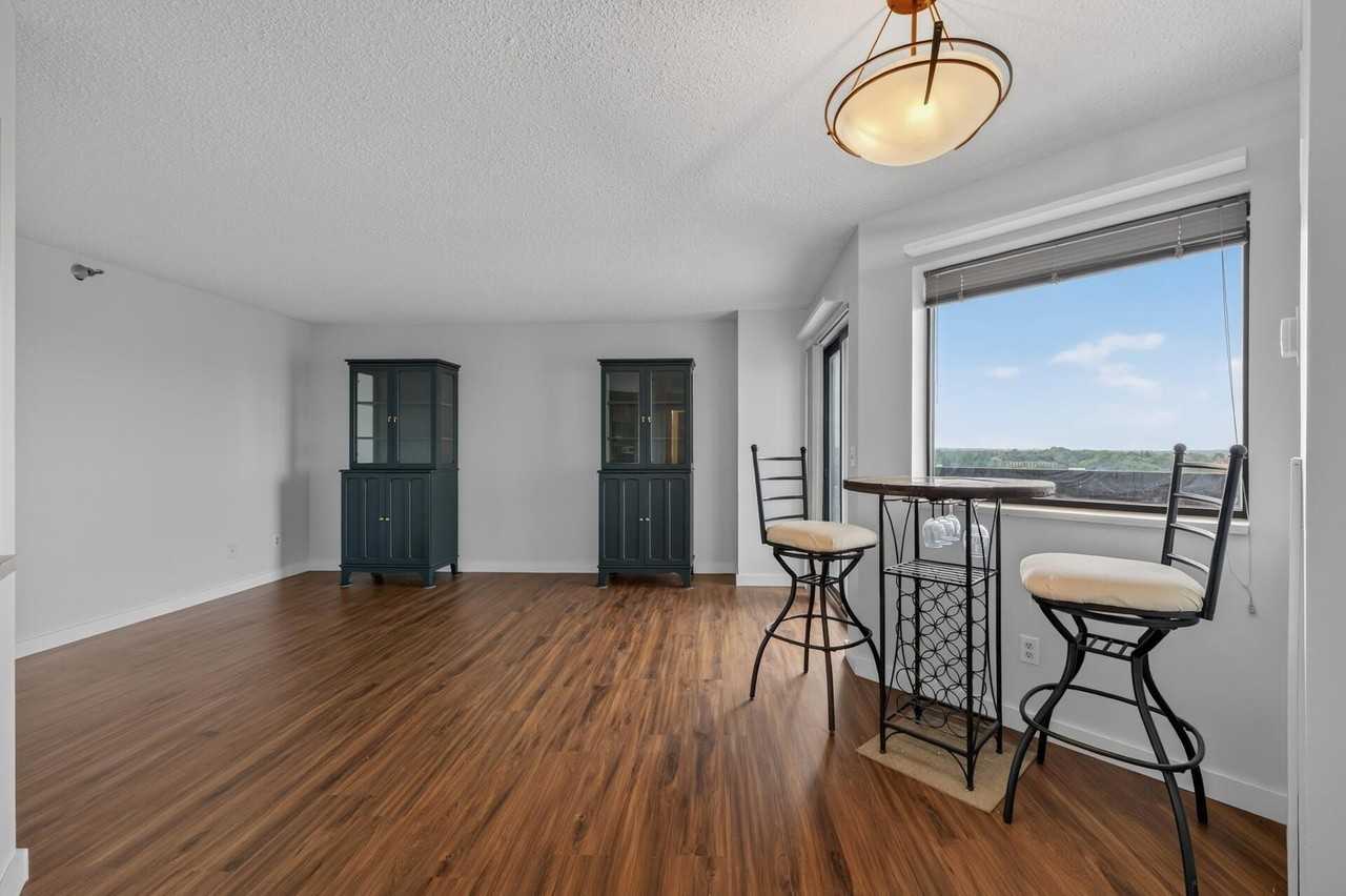 78 10th St E #1909 - Photo 2 of 48
