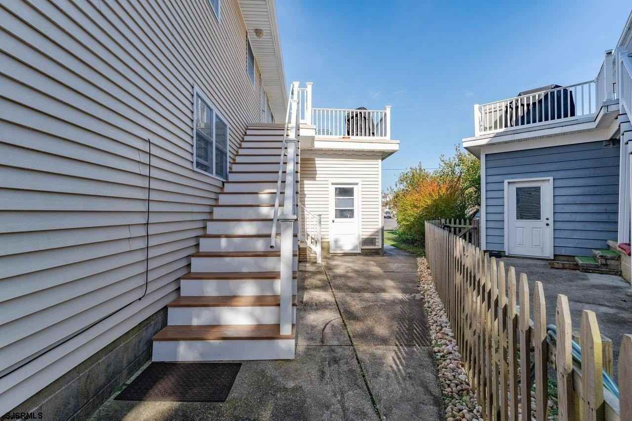 111 W Inlet Rd #2 - Photo 2 of 24