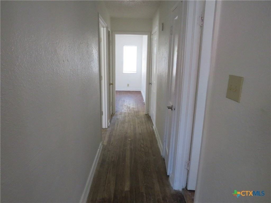 1305 S 5th St - Photo 6 of 12