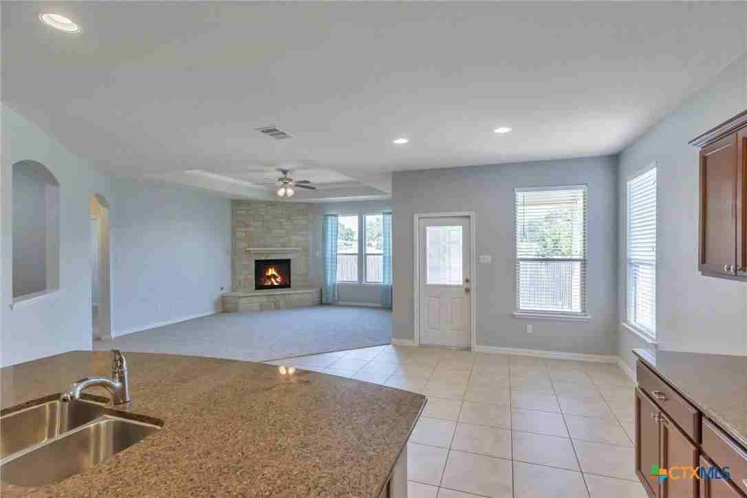 2012 Elaina Loop - Photo 7 of 27