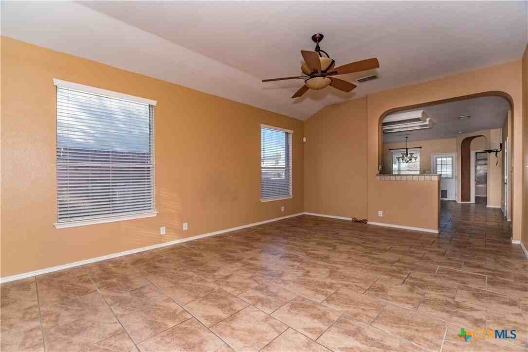 116 Pilot Pt - Photo 4 of 28
