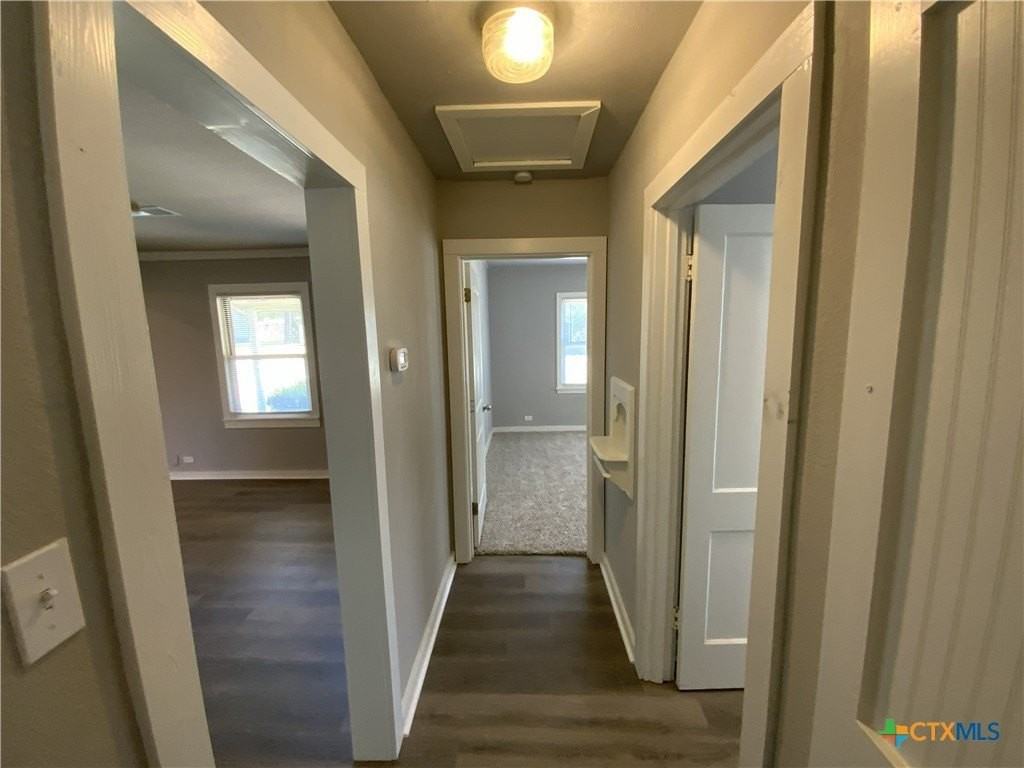 809 E 12th Ave - Photo 4 of 12