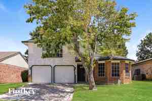 featured image of 609 Hollyberry Dr