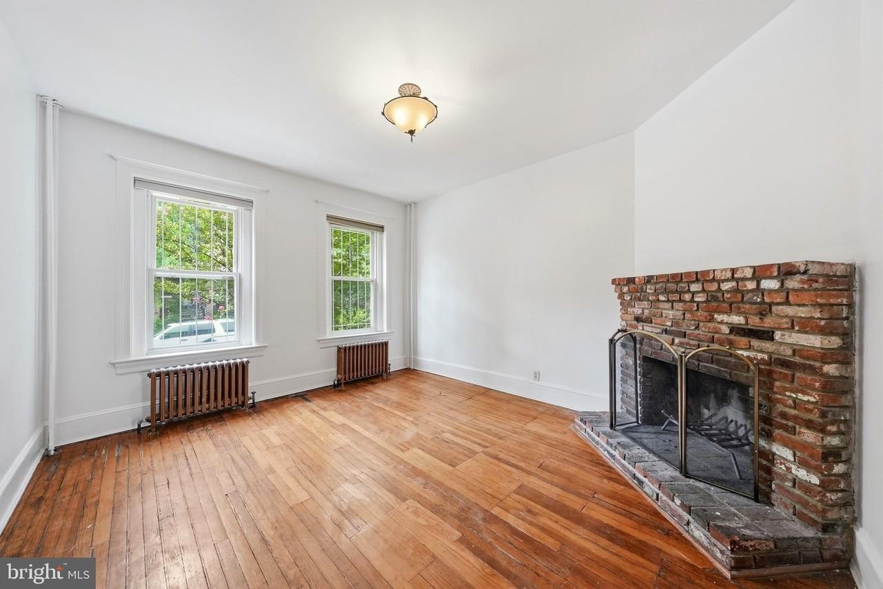 1419 Monroe St Nw - Photo 5 of 38