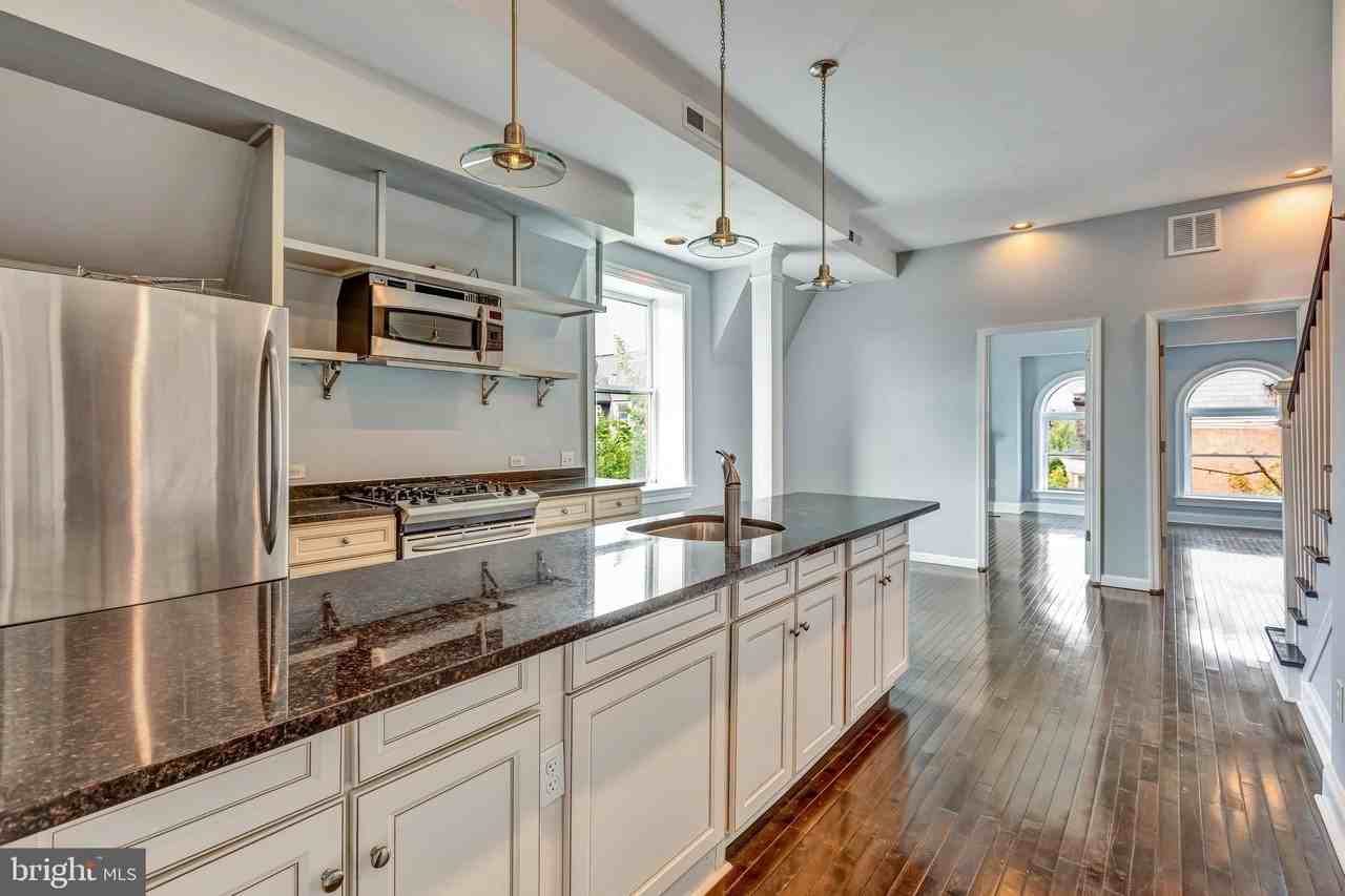 200 E Preston St #3 - Photo 2 of 30