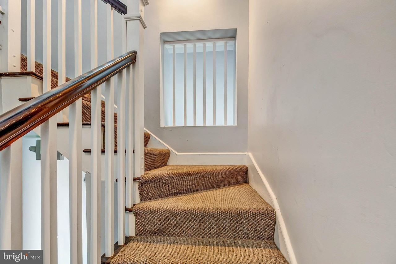 200 E Preston St #3 - Photo 3 of 30