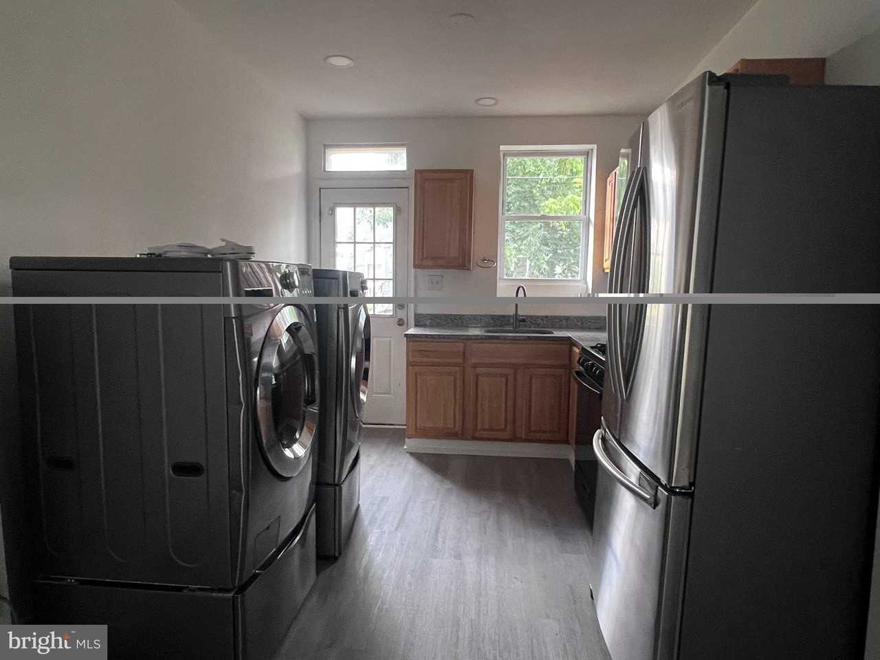 430 Whitridge Ave - Photo 5 of 18