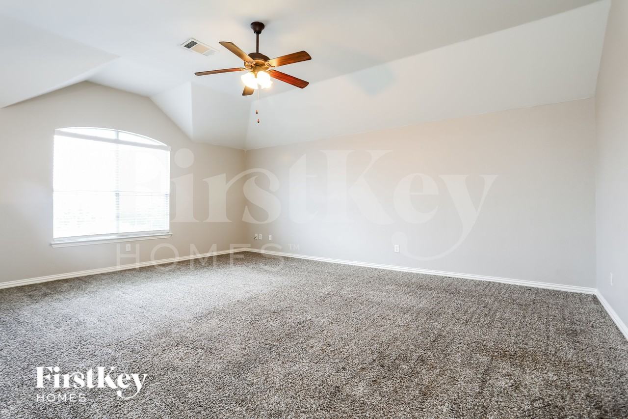 1209 Wentwood Dr - Photo 7 of 16