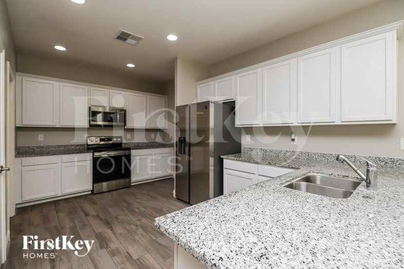 259 N Sunrise - Photo 5 of 16