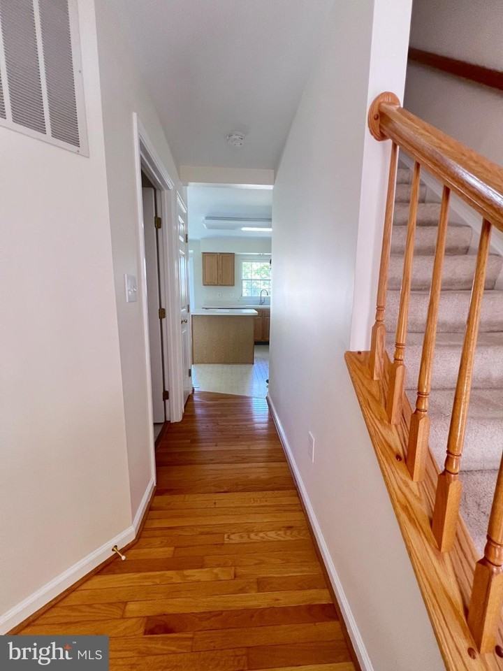 17207 Sumac Ct - Photo 4 of 37