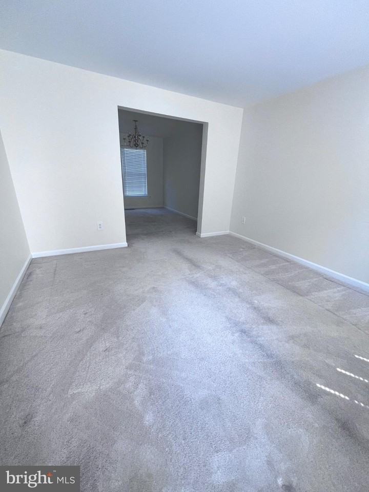 17207 Sumac Ct - Photo 6 of 37
