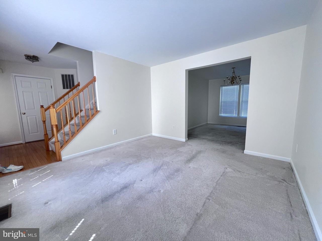 17207 Sumac Ct - Photo 7 of 37