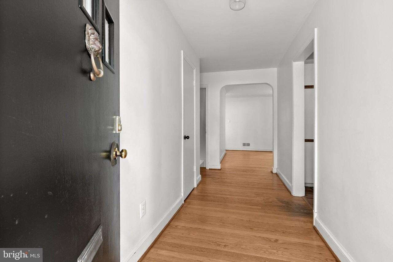 5900 Osceola Rd - Photo 6 of 50