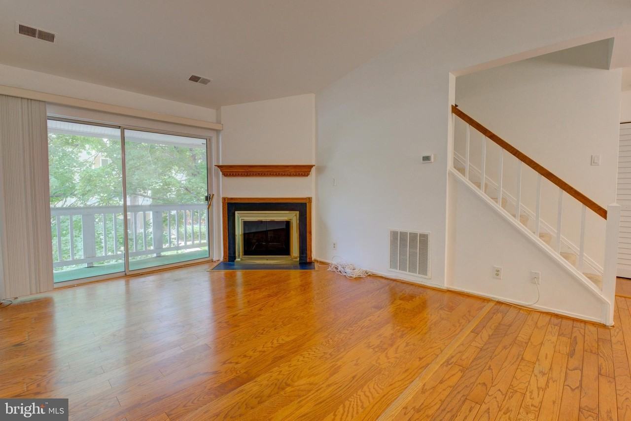 18202 Chalet Dr #3 - Photo 6 of 39