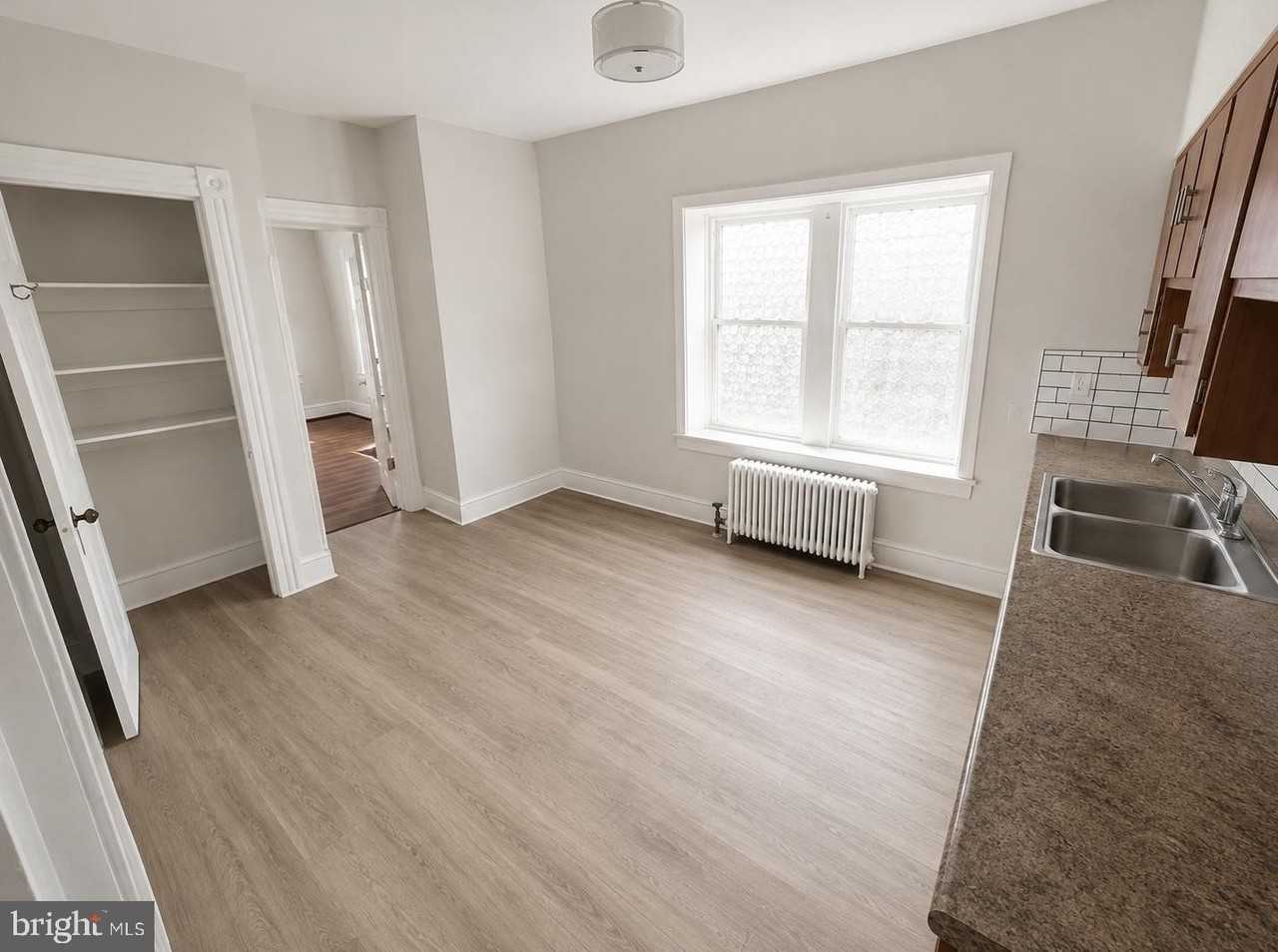 834 Centre Ave #3rdFL - Photo 3 of 6