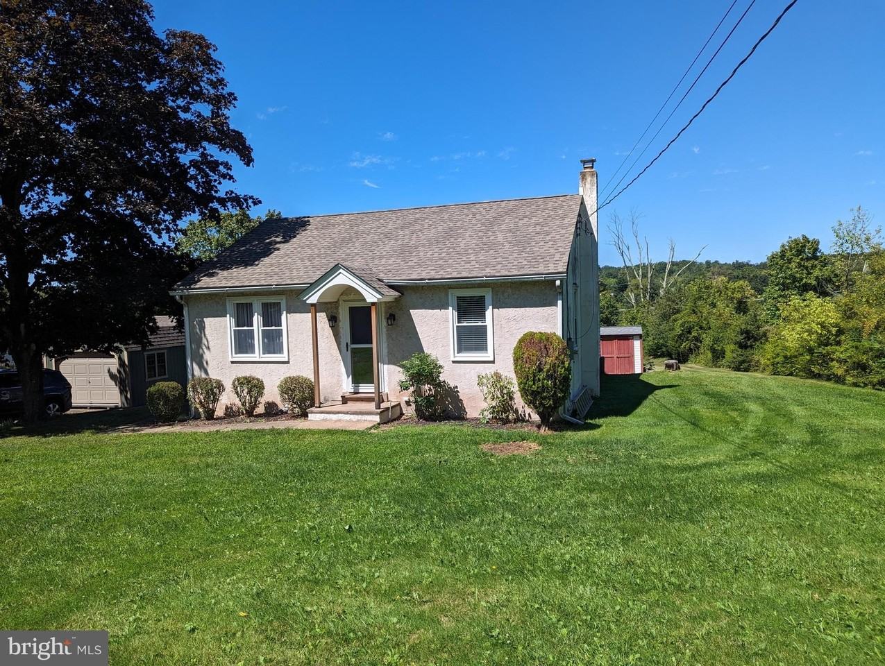 831 Church Rd - Photo 4 of 20