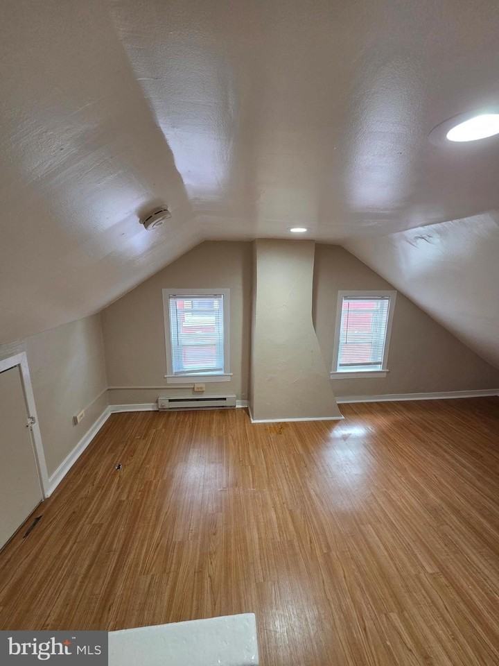 808 E Marion St - Photo 5 of 5