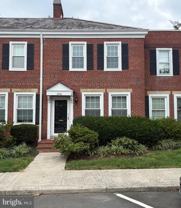 2906 S Buchanan St - Photo 1 of 1