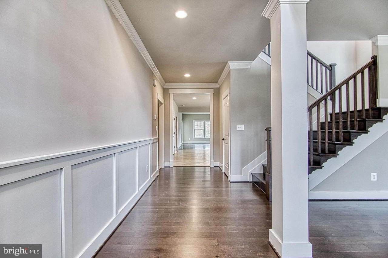 1808 Anderson Rd - Photo 2 of 50