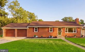 featured image of 1719 Melbourne Dr