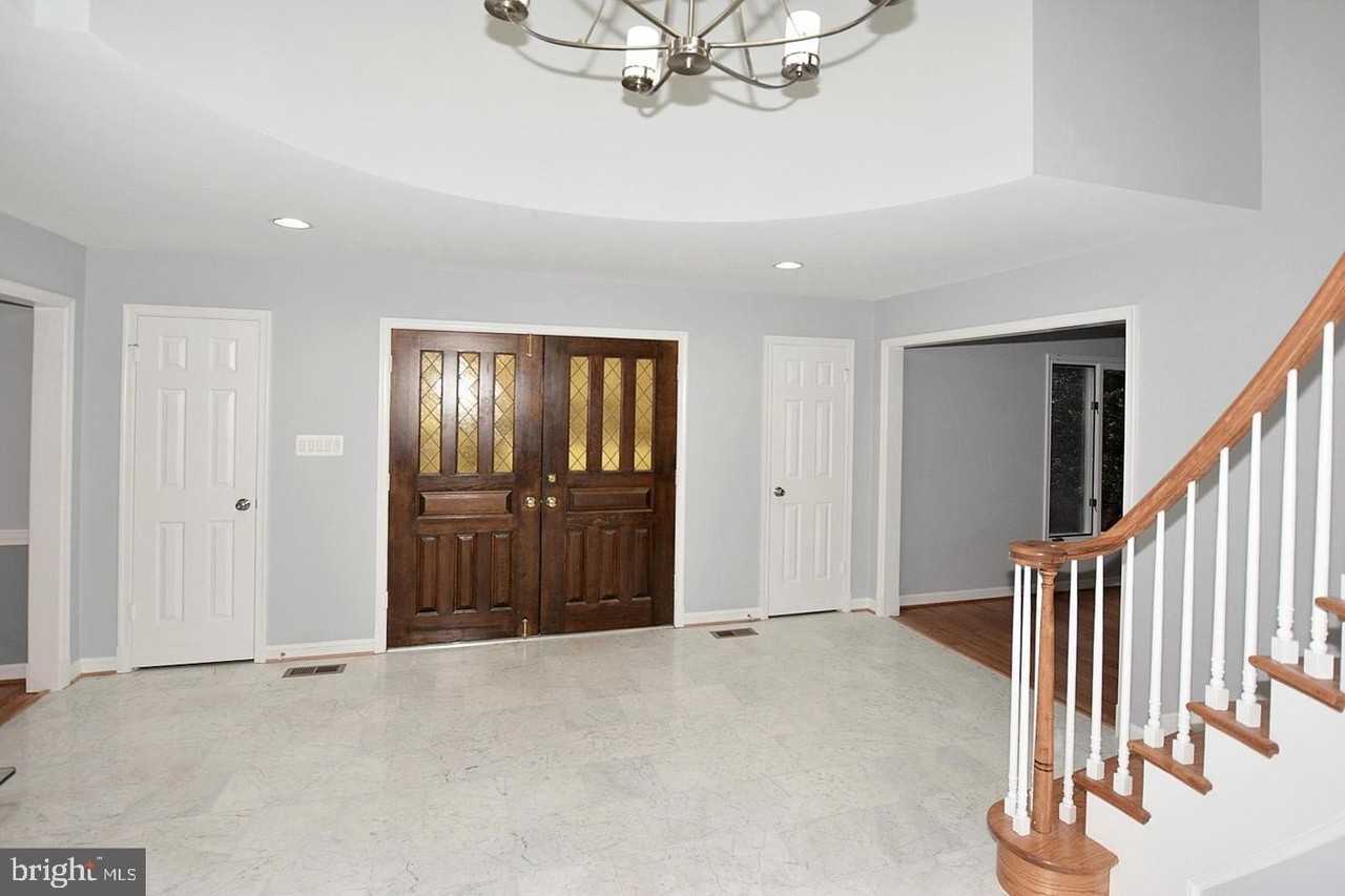 6286 Dunaway Ct - Photo 2 of 24