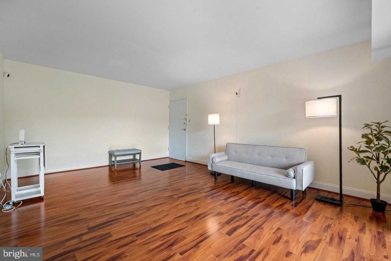7984 Audubon Ave #203 - Photo 6 of 43