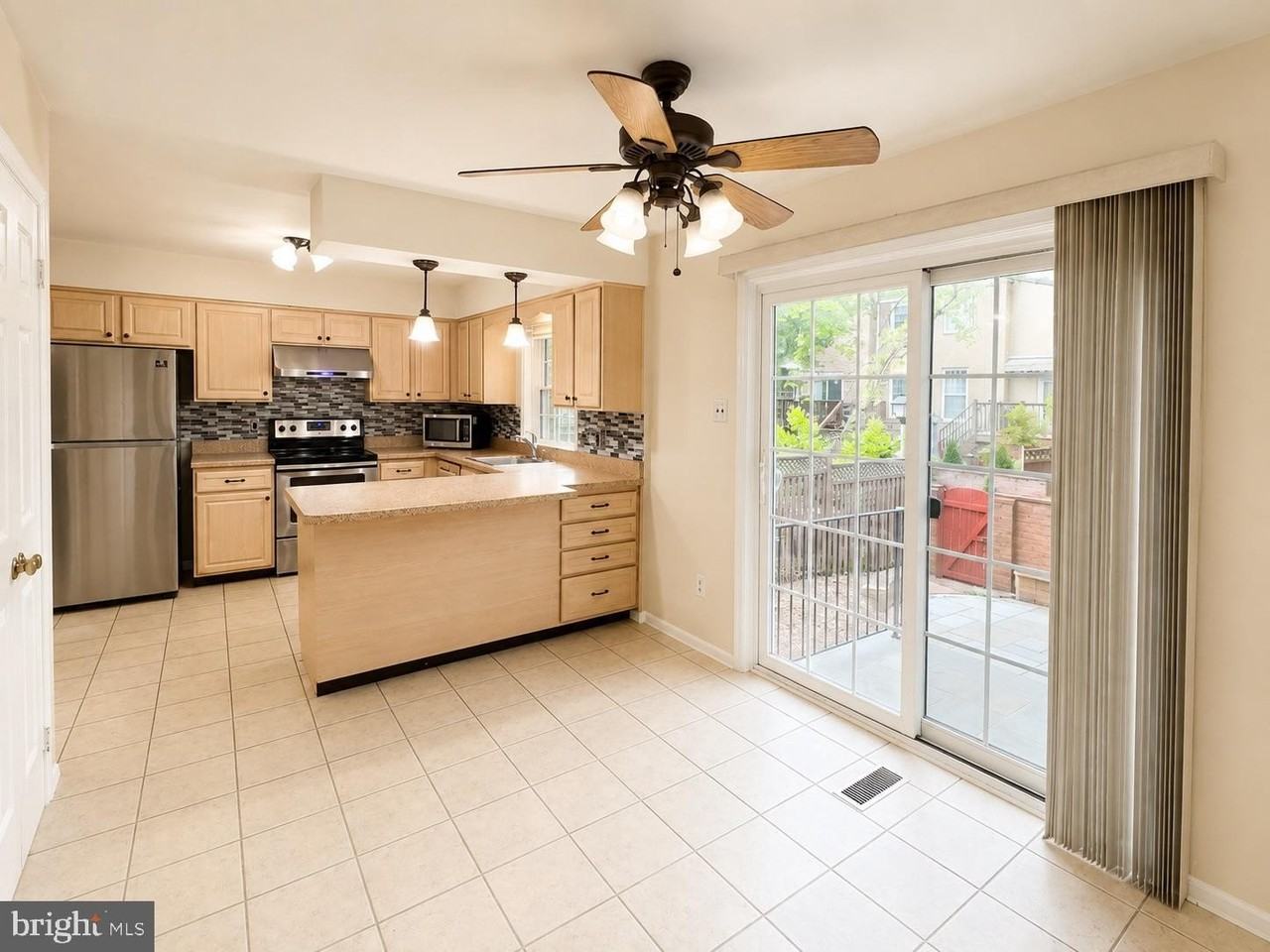 9316 Arlington Blvd - Photo 4 of 36