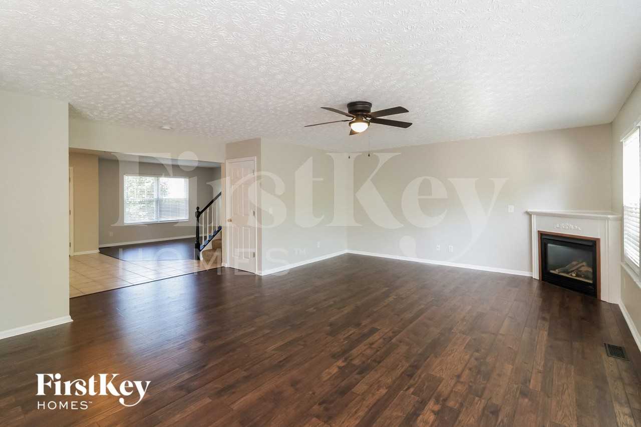 2 Pebblestone Ct - Photo 3 of 15
