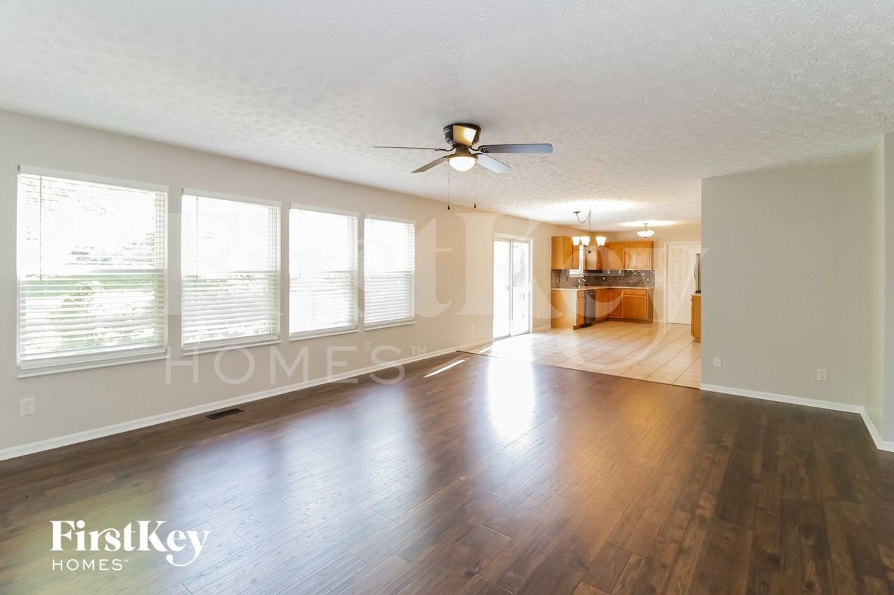 2 Pebblestone Ct - Photo 4 of 15