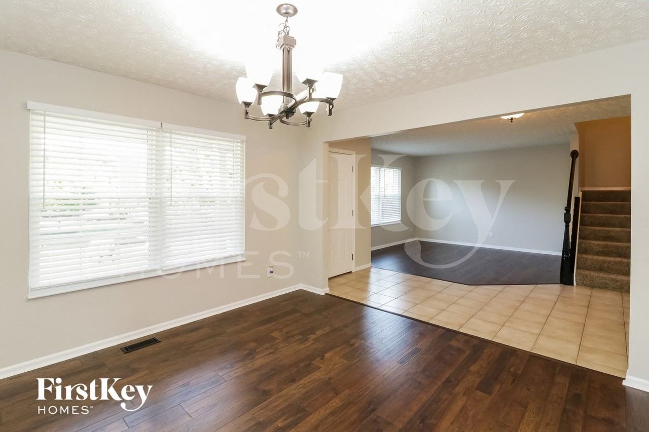 2 Pebblestone Ct - Photo 5 of 15