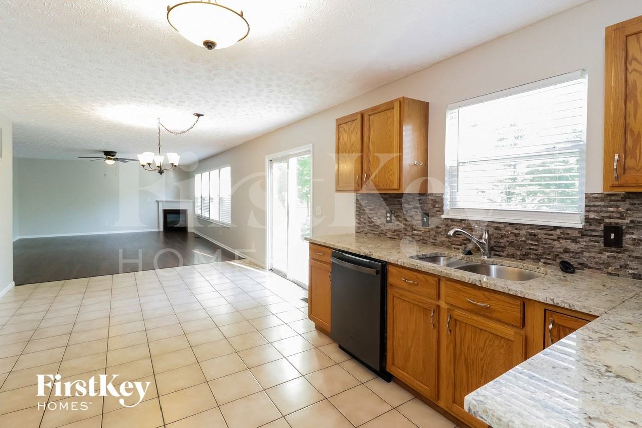 2 Pebblestone Ct - Photo 7 of 15