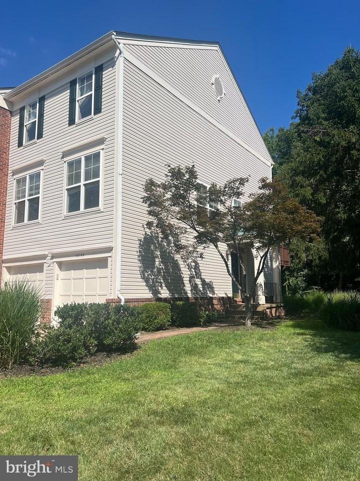 43168 Ivywood Ter - Photo 2 of 4