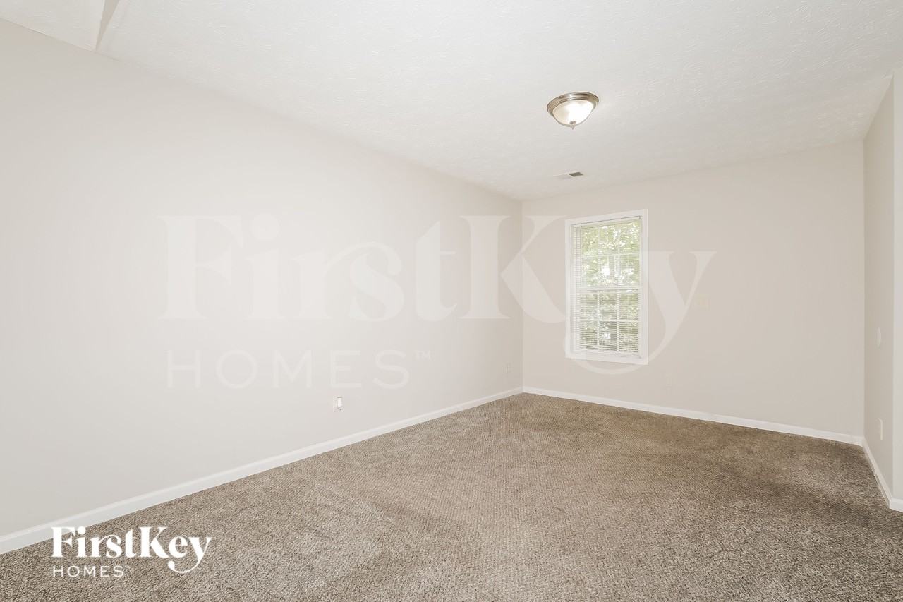 2187 Carlysle Creek Dr - Photo 4 of 16