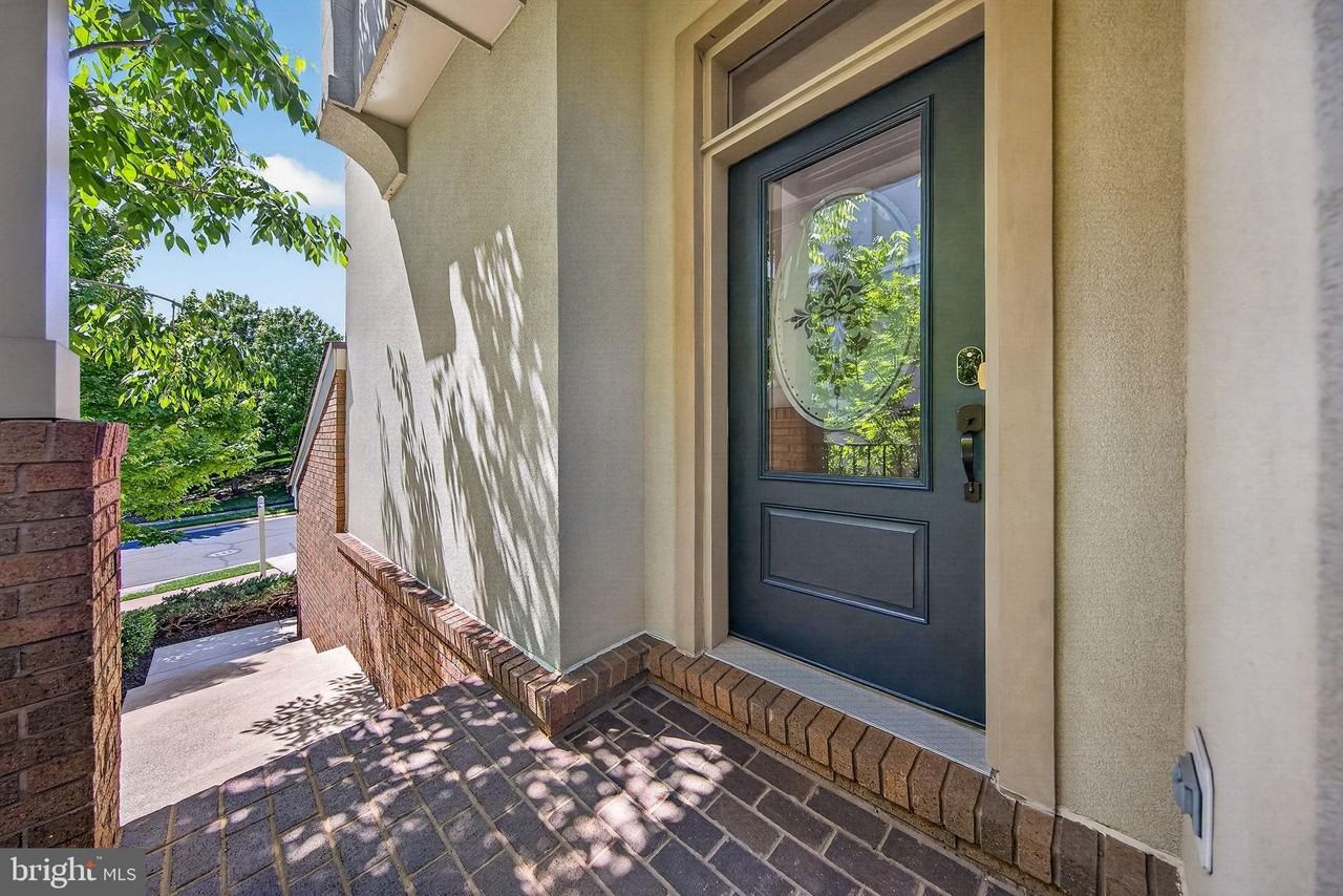 23394 Evening Primrose Sq - Photo 3 of 50