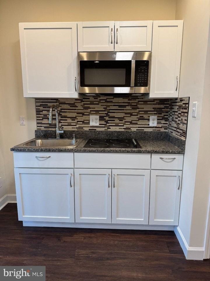 42628 Oak Park Sq - Photo 7 of 14