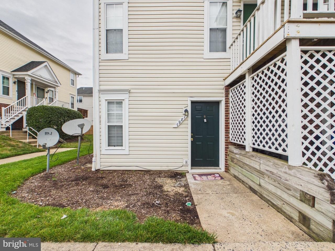 7981 Calvary Ct - Photo 2 of 33