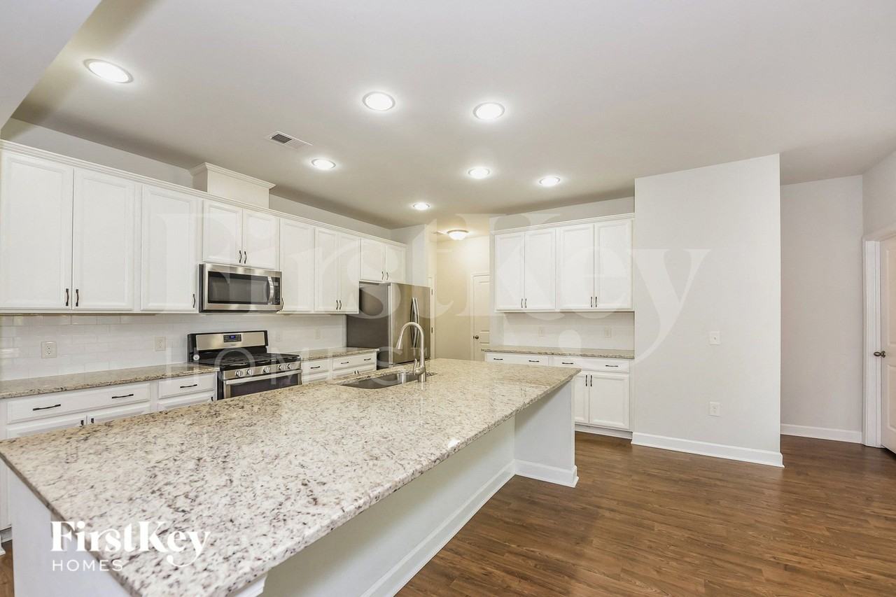 148 Cypress Plantation Rd - Photo 6 of 15