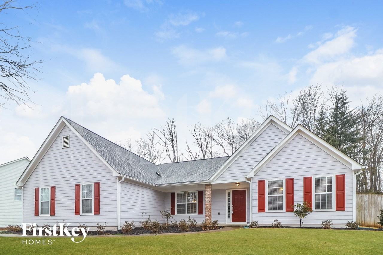 7250 Lanier Cove Ct - Photo 2 of 15