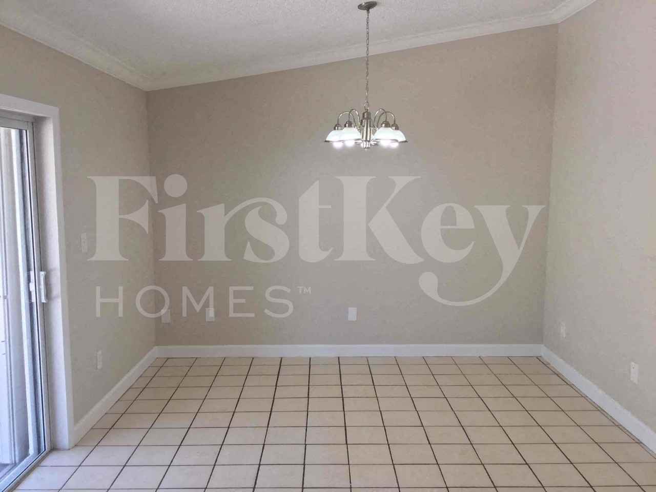 6671 Nwstreet - Photo 4 of 16