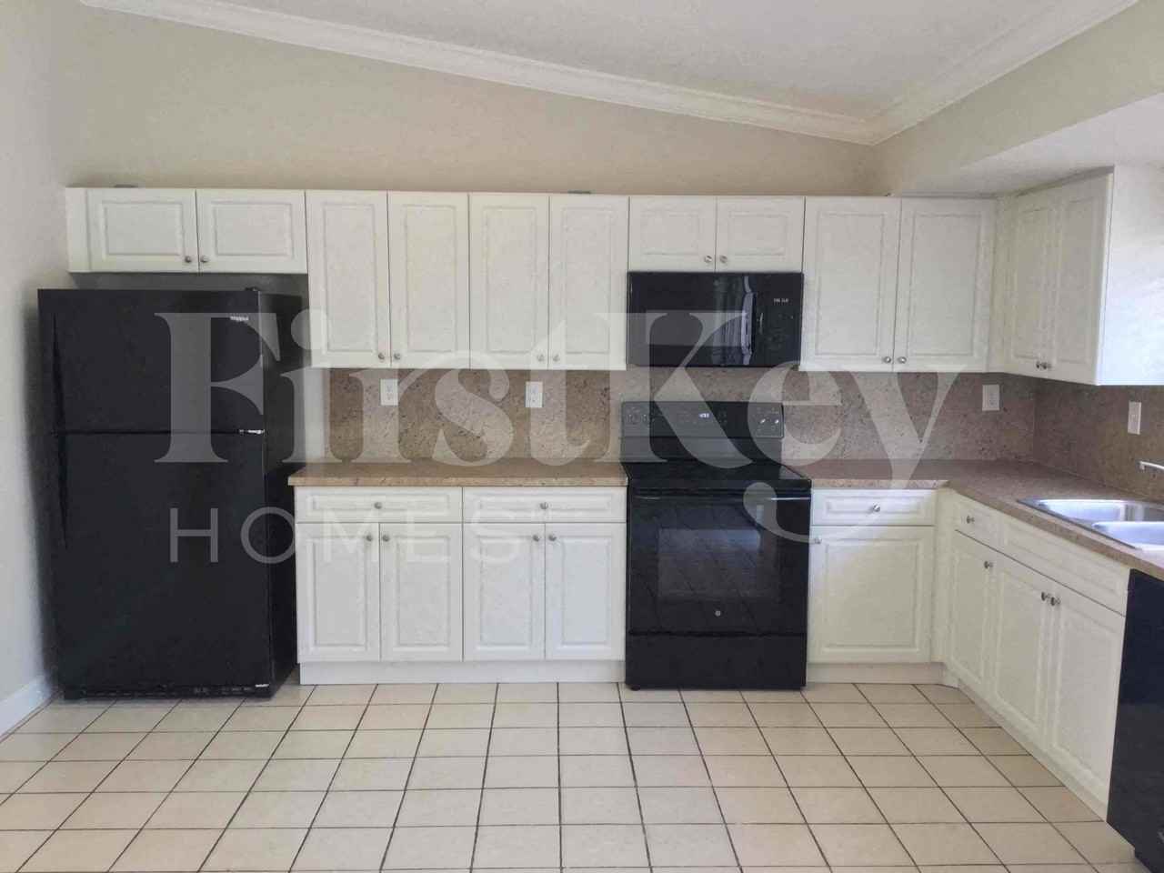 6671 Nwstreet - Photo 5 of 16